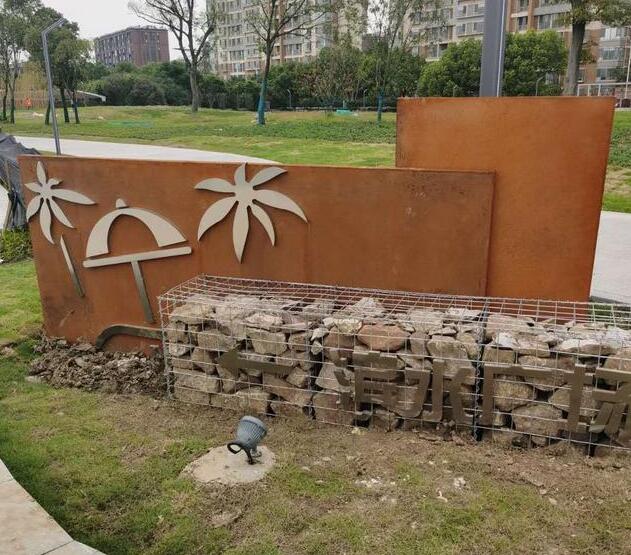 宝安锈钢板挡土墙